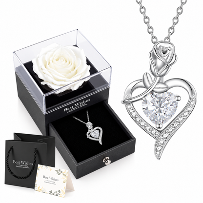 Rosa eterna con collar de corazón y caja de regalo